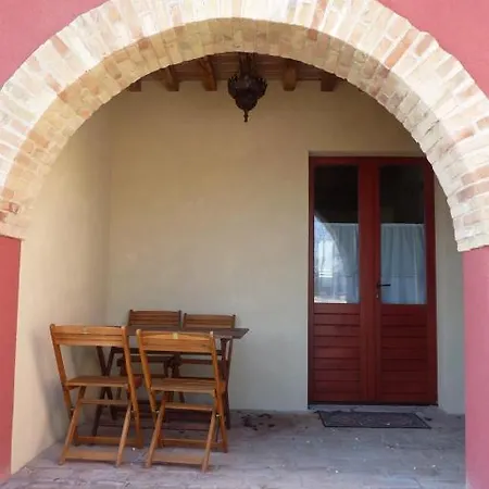 Azienda Agrituristica Il Sarale * 몬토네